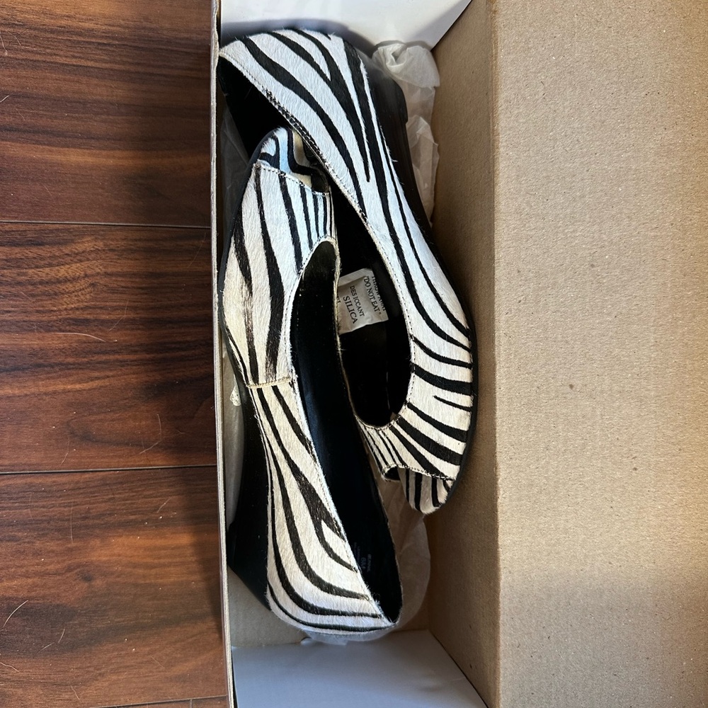 Steve Madden Black and White Zebra Heels